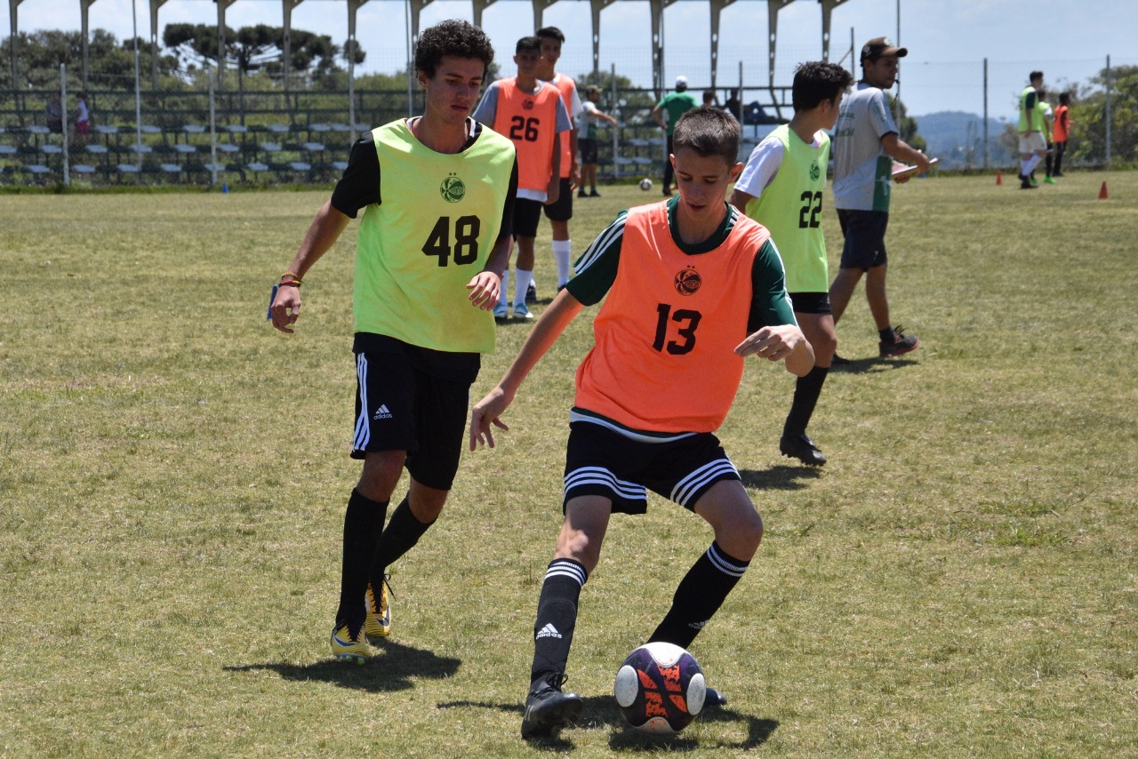 Conheça a Refinaria de Atletas do Esporte Clube Juventude