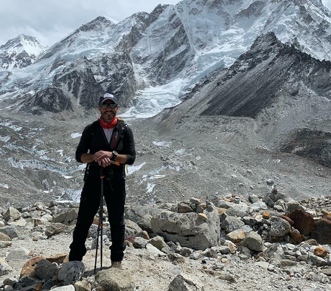 Montanhista Mauro Chies chega ao campo base do Everest e manda mensagem ao torcedor