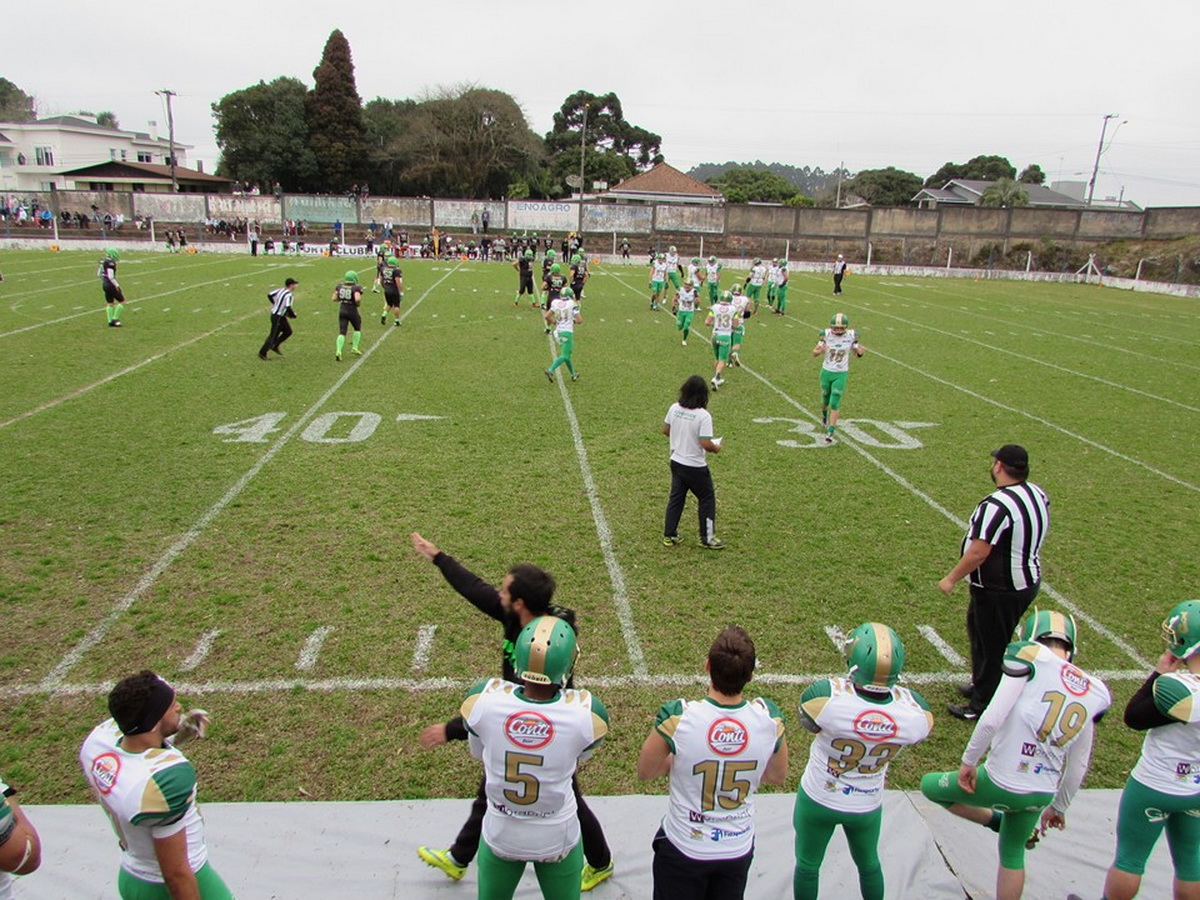 Juventude FA é superado pelo Paraná HP