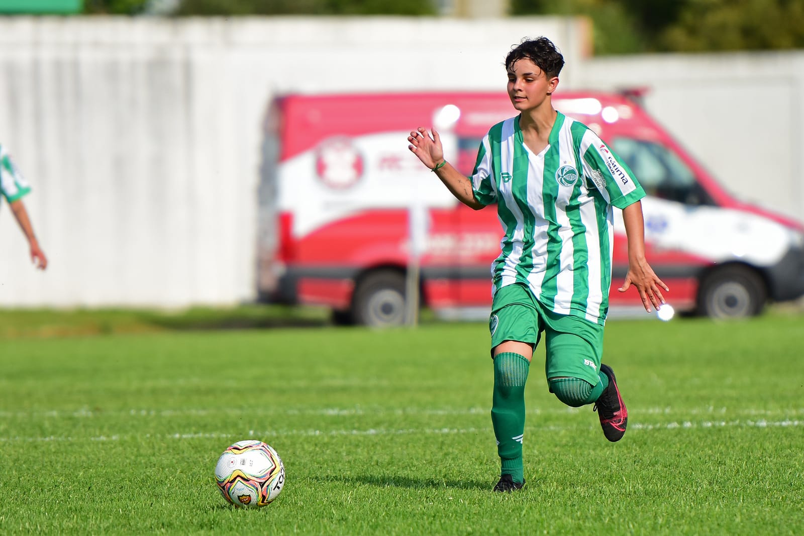 Na raça, Esmeraldas empatam pelo Gauchão Feminino