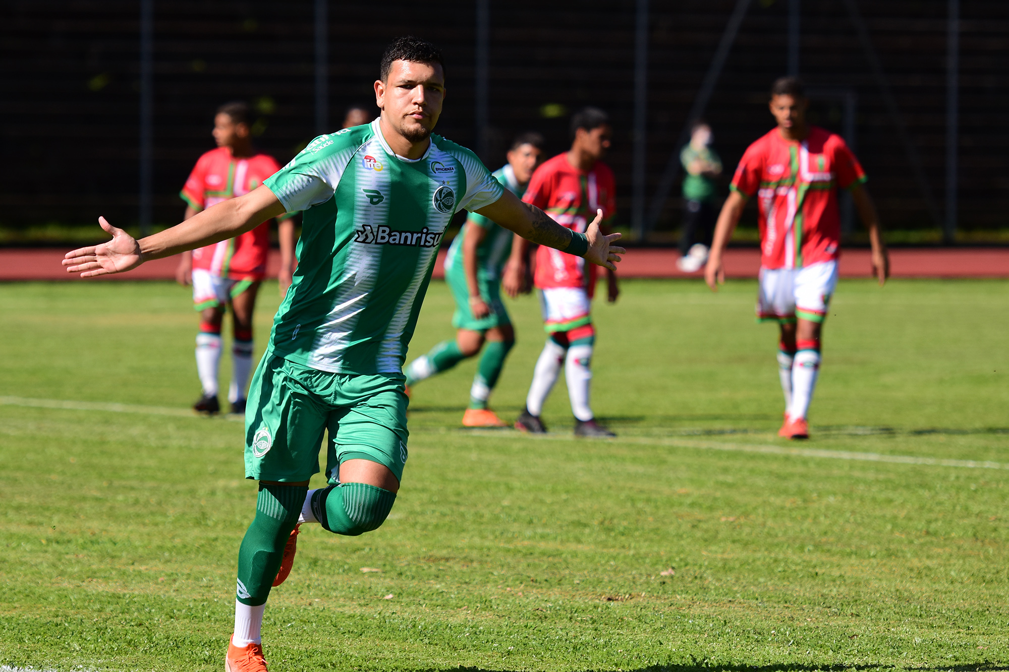 Em estreia em casa, Sub-20 goleia no Gauchão. Sub-17 conquista vitória importante.