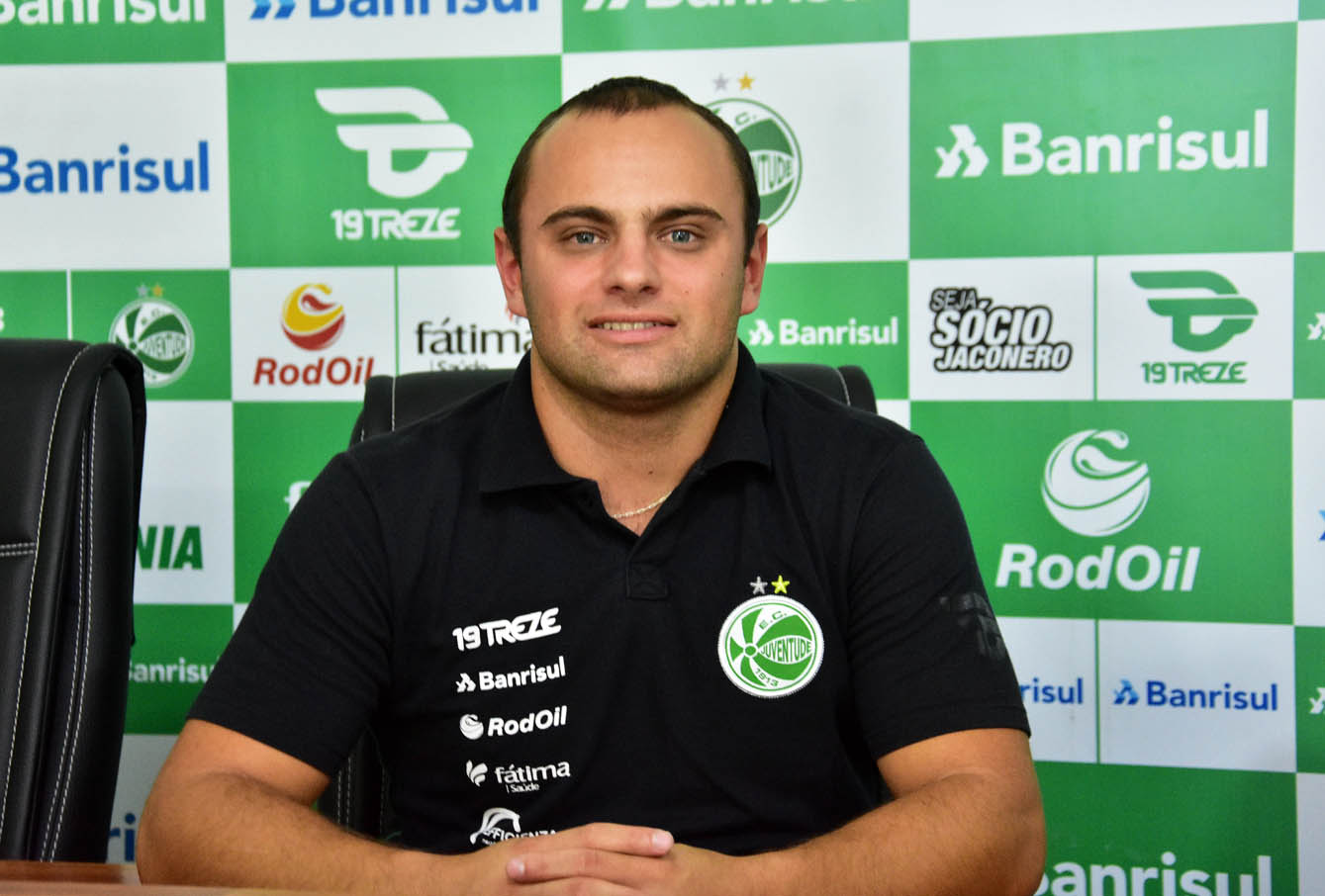 Lucas Zanella é o novo treinador do sub-20
