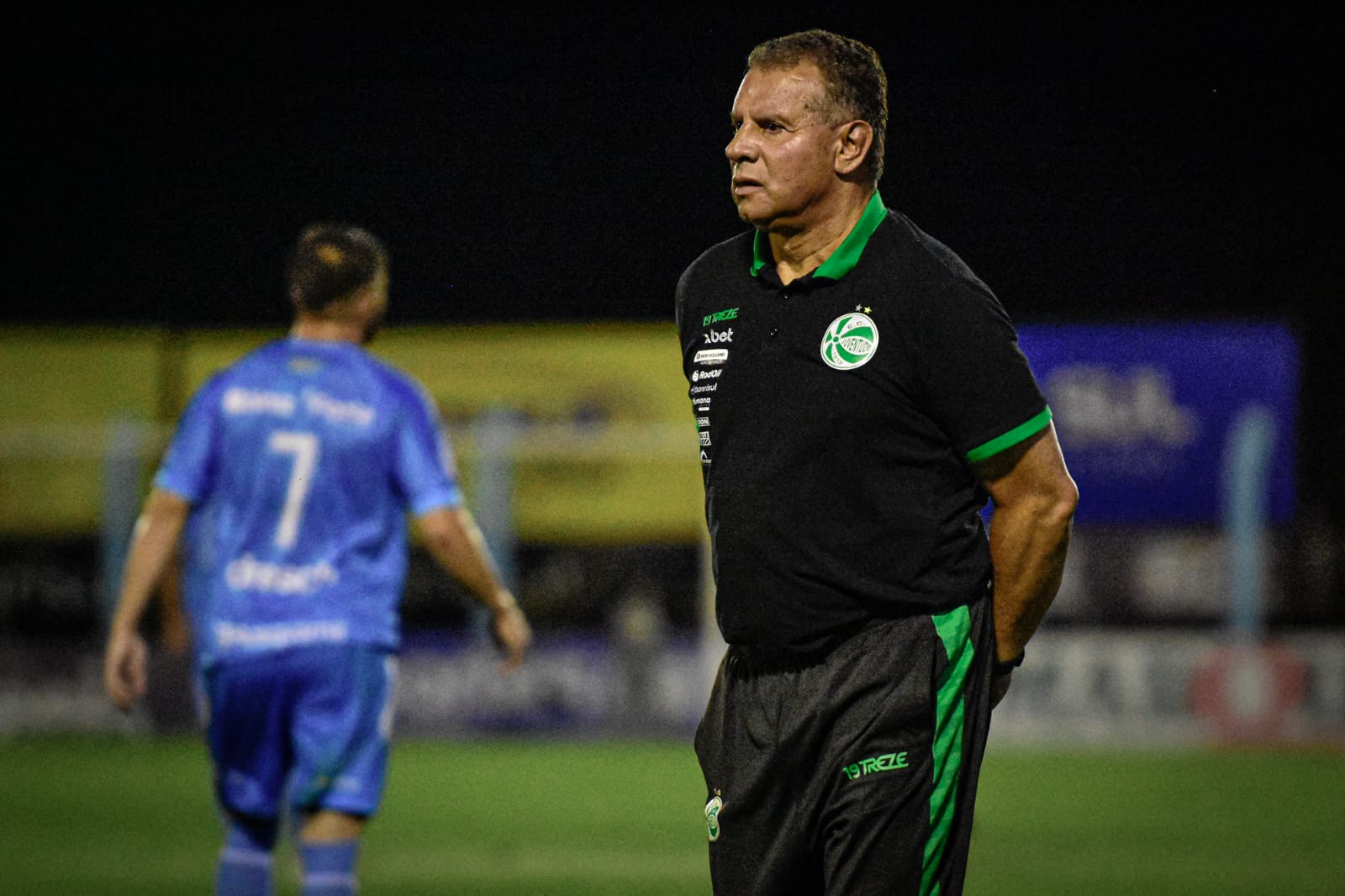 Celso Roth deixa o comando do Juventude