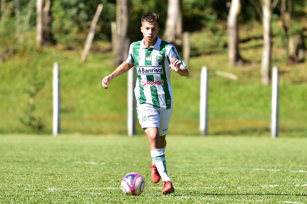 Sub-15 encerra primeira fase com vitória no Gauchão