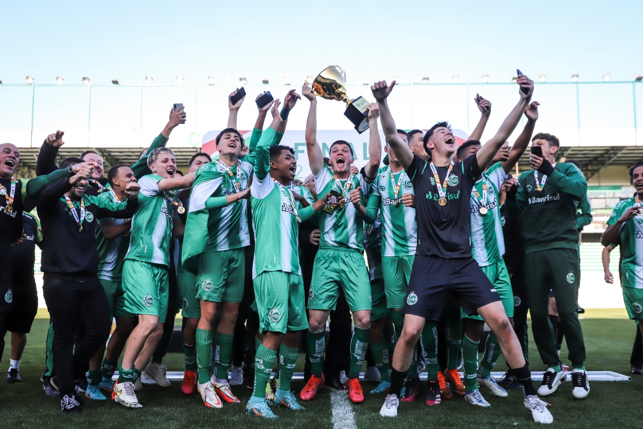 É CAMPEÃO! Ju vence e conquista de forma invicta o Estadual sub-17