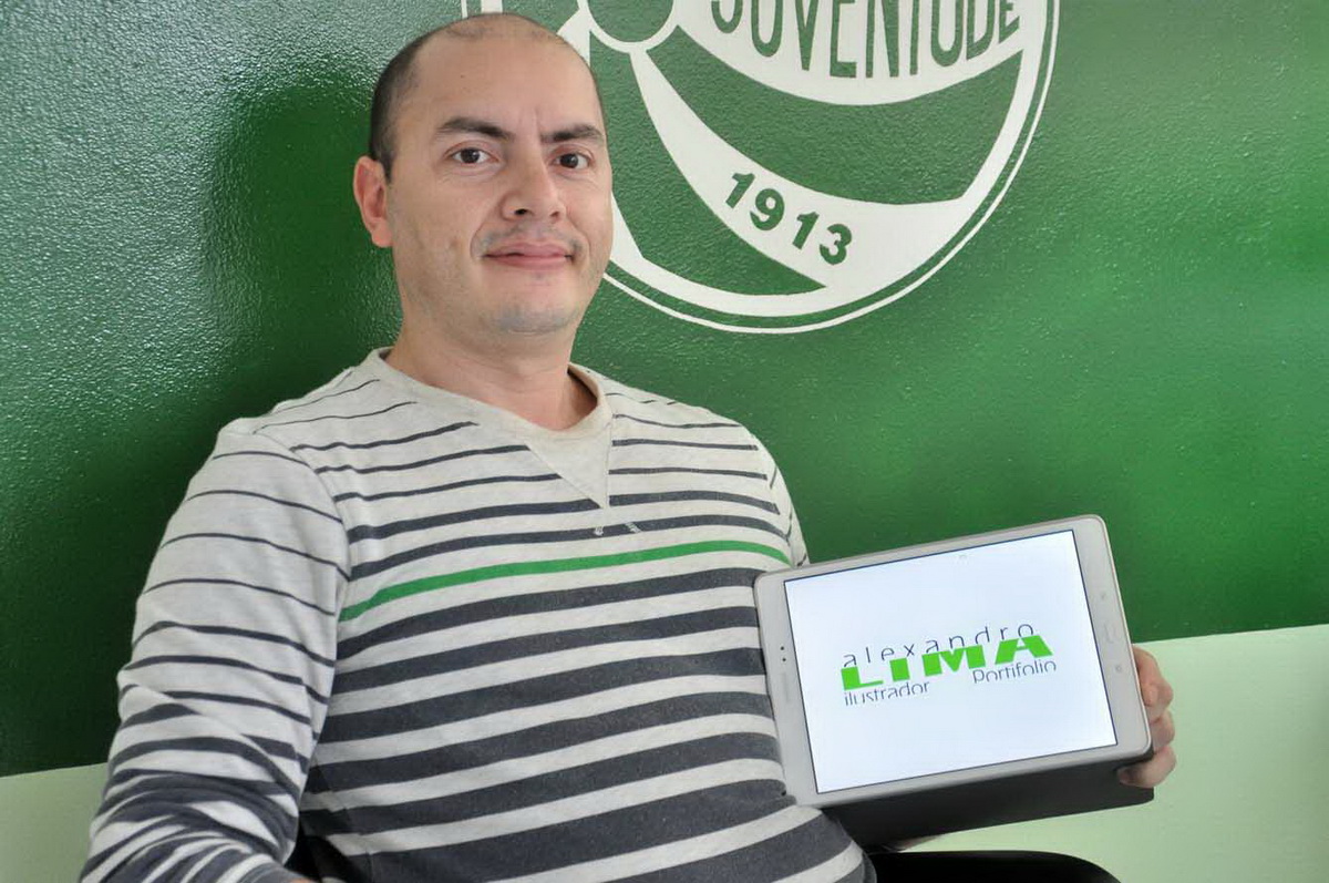 No dia do desenhista, Ju homenageia o colaborador Ale Lima