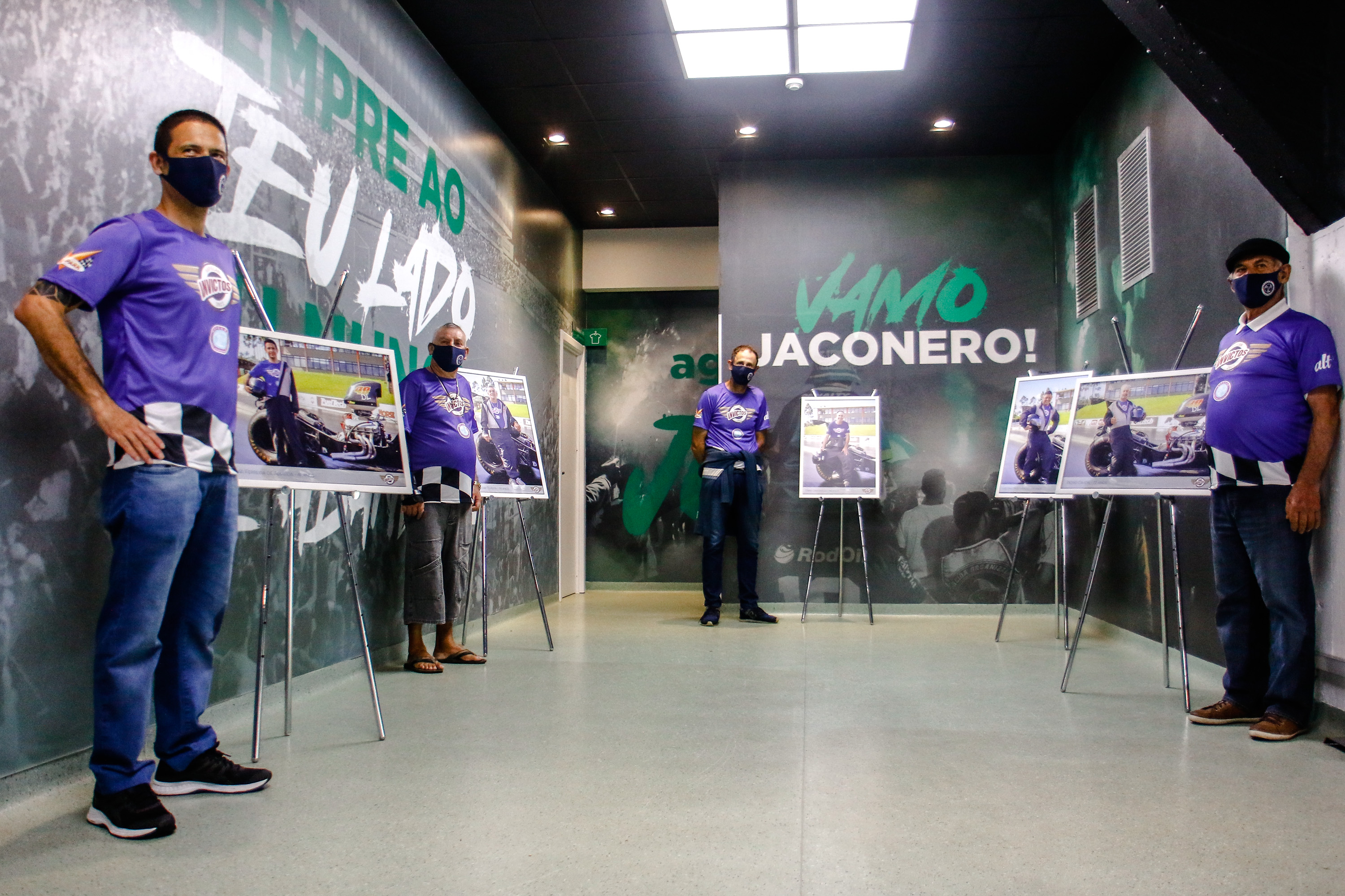Juventude recebe exposição fotográfica do projeto “Os Invictos”, da AAPECAN