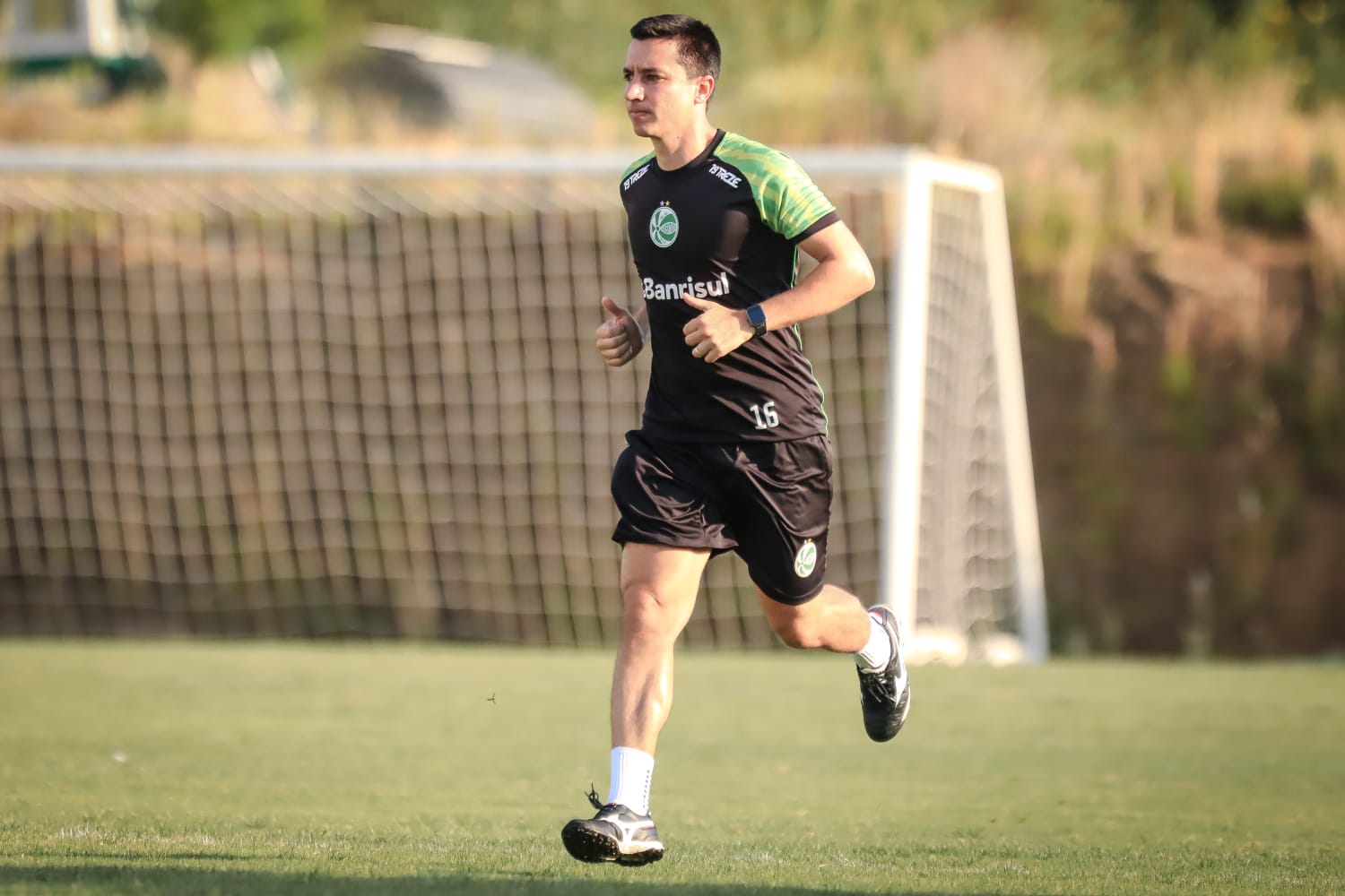 Eduardo Barros assume função de head coach das Categorias de Base do Juventude