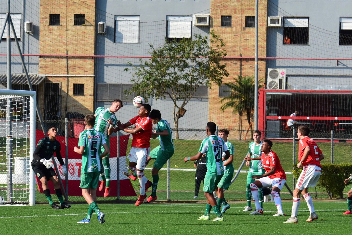 Com um a menos, Sub-15 do Juventude é superado pelo Inter no Gauchão
