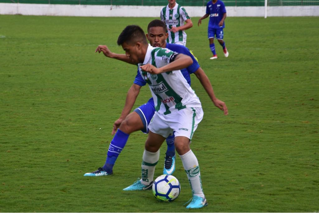 Com atletas poupados, Ju é superado pelo Cruzeiro, no Gauchão
