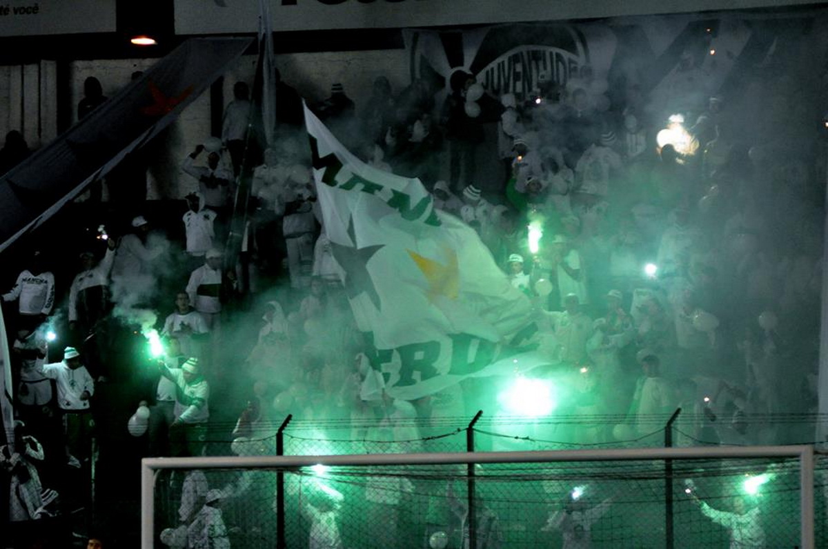 Juventude x Veranópolis: serviço de jogo