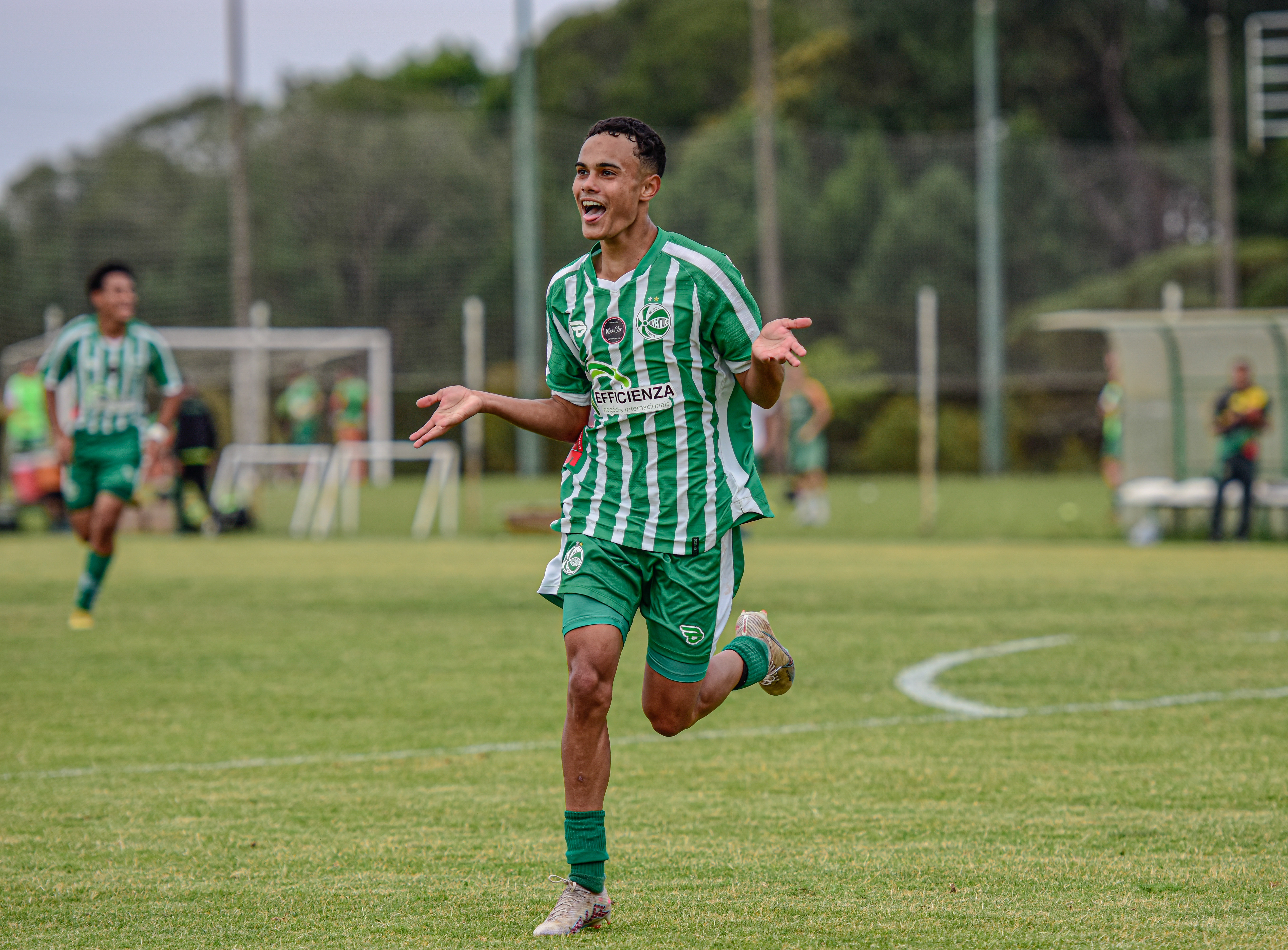 Dobradinha no clássico! Sub-15 e 17 do Ju vencem Caxias pela Liga Serrana