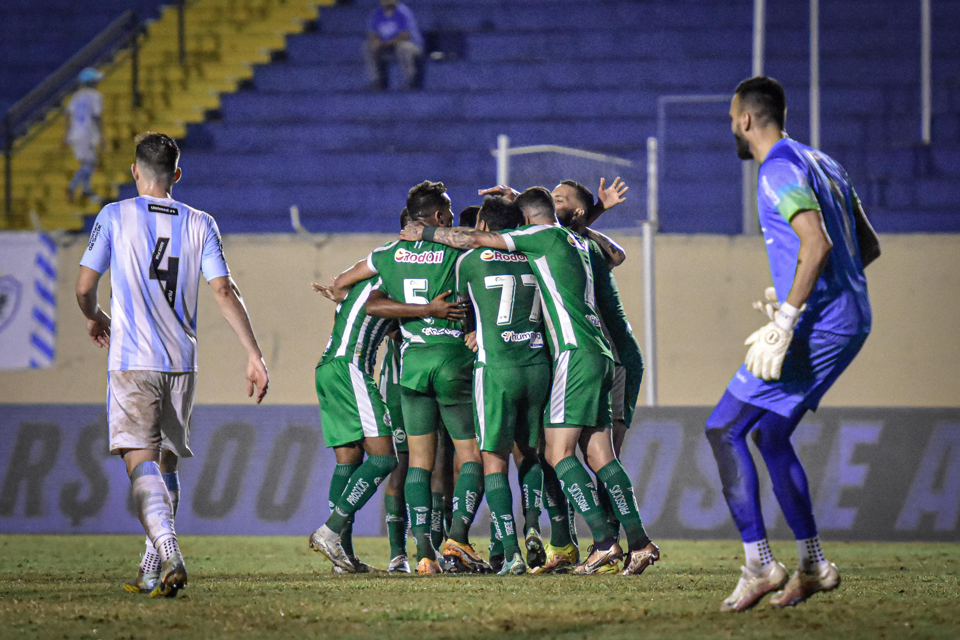 Na véspera dos 110 anos, Juventude vence de virada e sobe na tabela da Série B