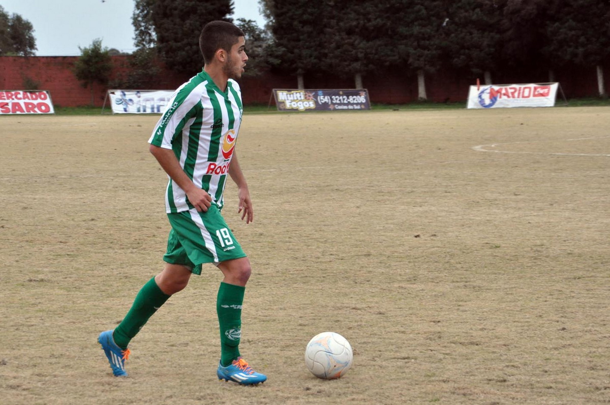Juventude goleia e embala na Copa Serrana