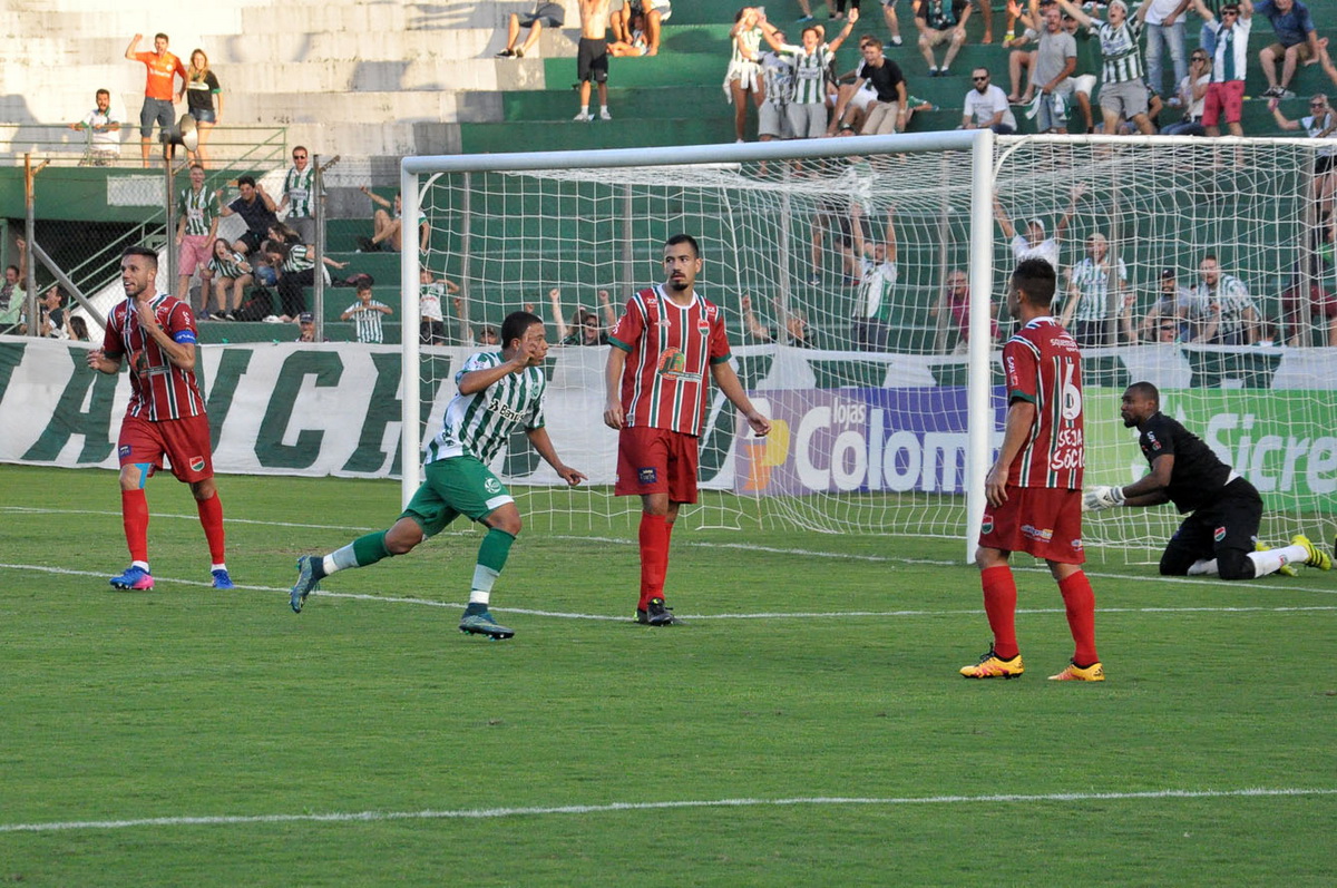 Juventude vence e ingressa no G4 do Gauchão