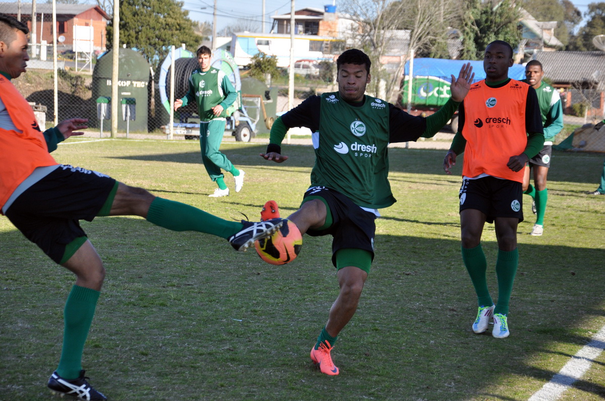 Ju terá jogo-treino no sábado