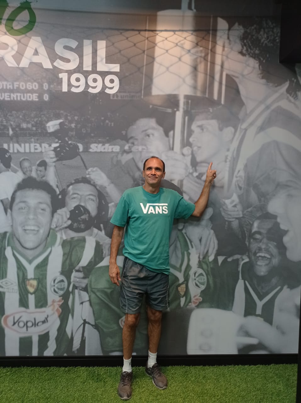 Projeto de História Oral: Juventude recebe Roberto Moreira, campeão do Brasil