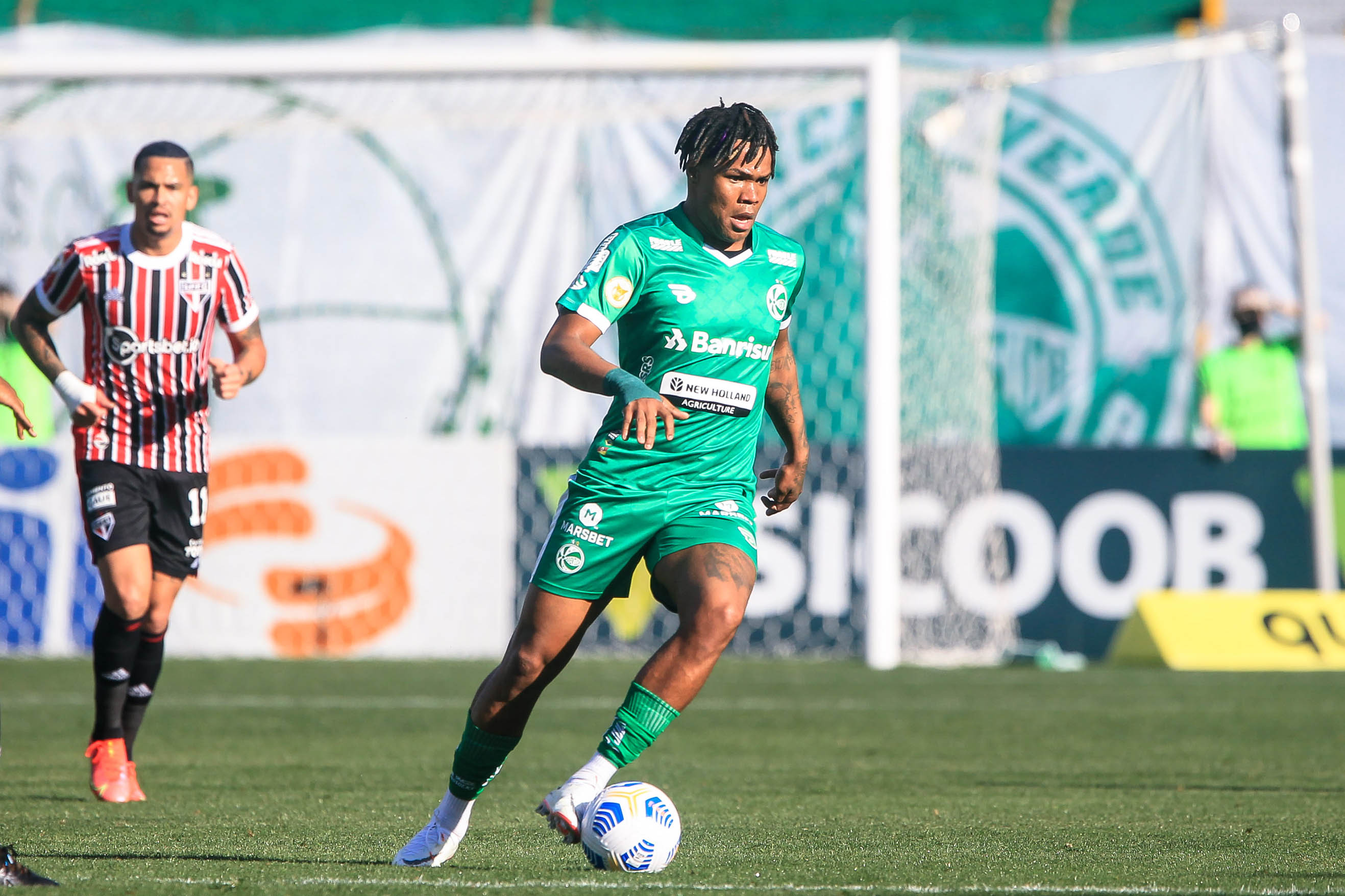Juventude confirma saída do meio-campista Matheus Jesus