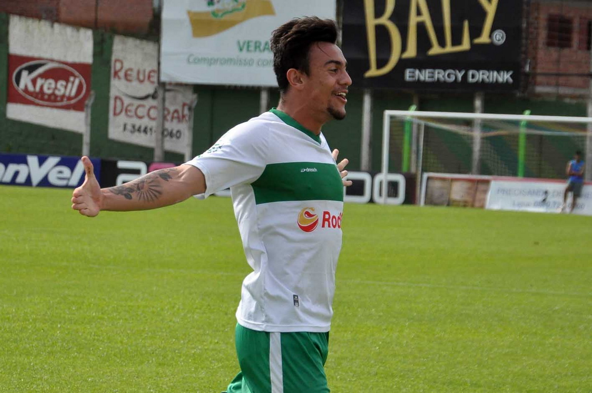 Ju aplica 5 a 0 e segue com excelente campanha na Copa Serrana