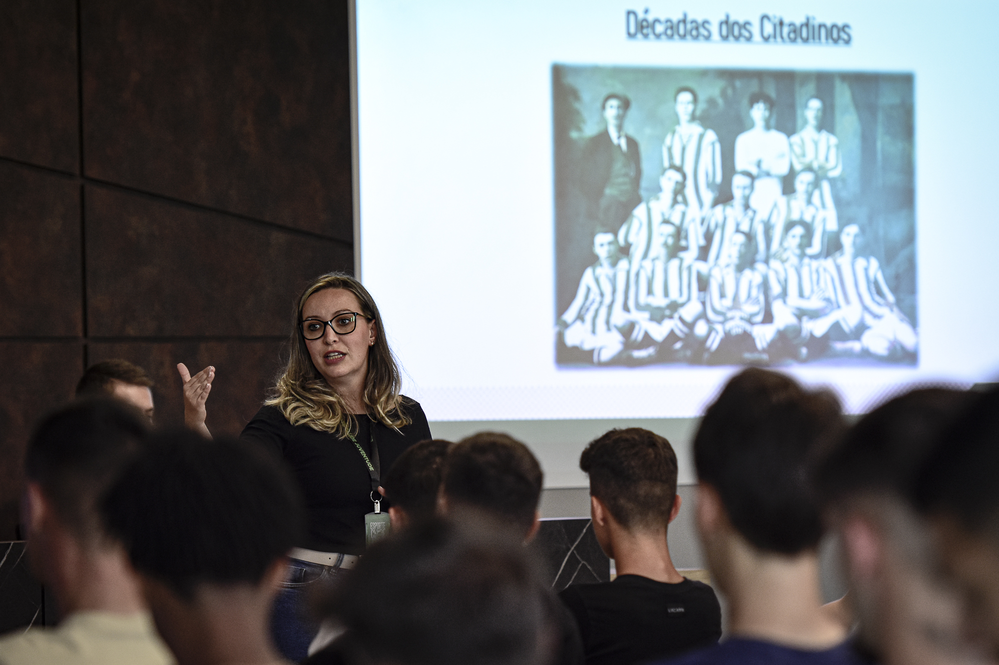 110 anos: atletas da base participam de palestra sobre a história do Juventude