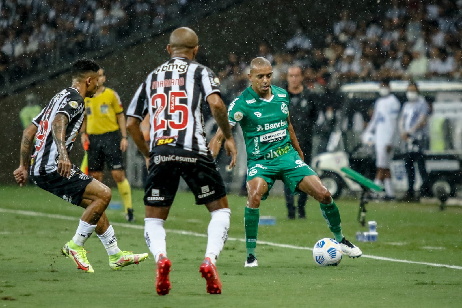 Juventude é valente, mas acaba superado pelo Atlético no Mineirão
