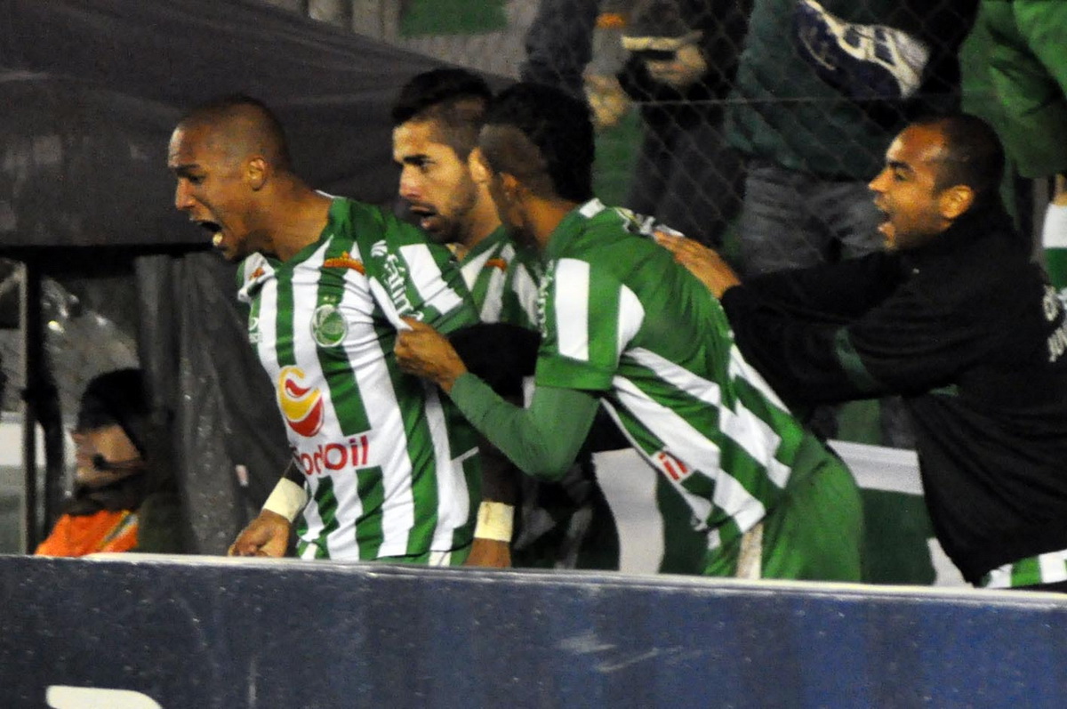 Ca-Ju termina empatado no Jaconi