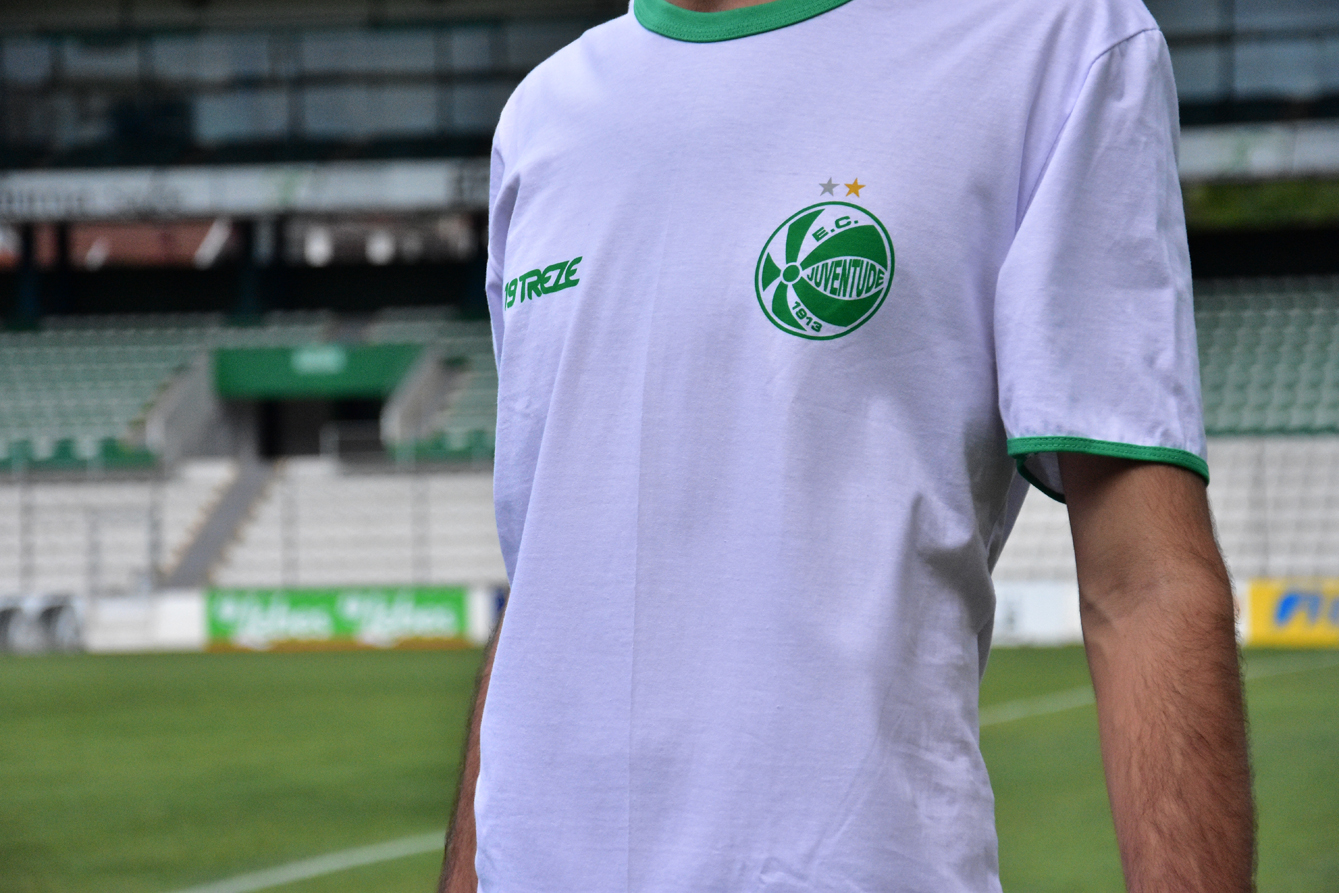 Adquira as camisetas promocionais da campanha Sou + Ju