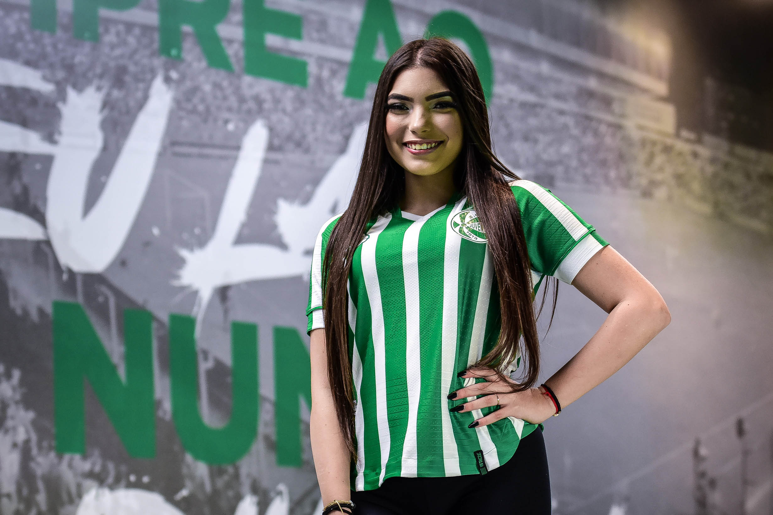 Rafaela Emanuelle dos Santos é a candidata do Juventude no concurso Glamour Girl, da Liga Feminina de Combate ao Câncer de Caxias do Sul