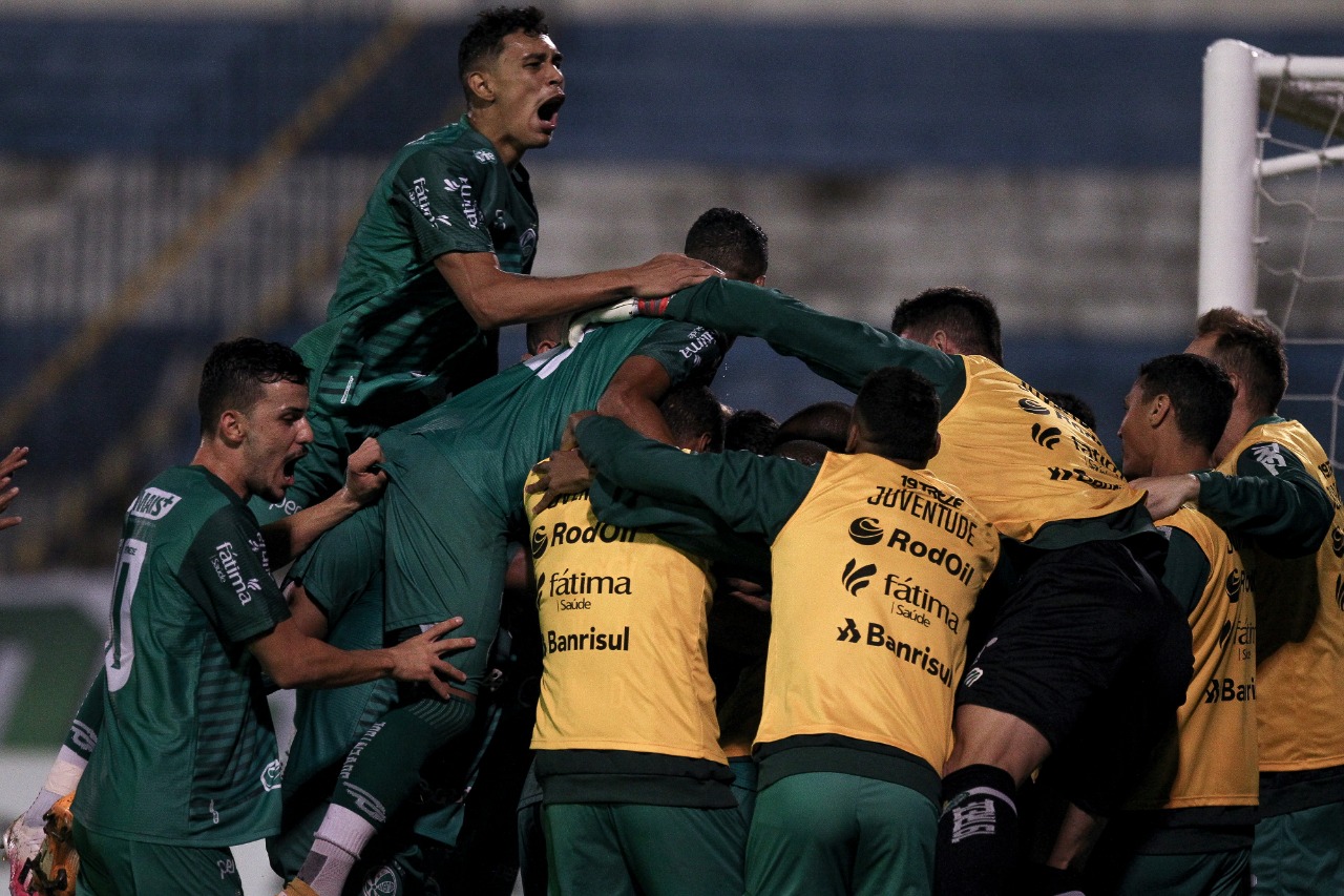 Ju tem boa atuação, vence o Grêmio de virada e se aproxima do G4 no Gauchão