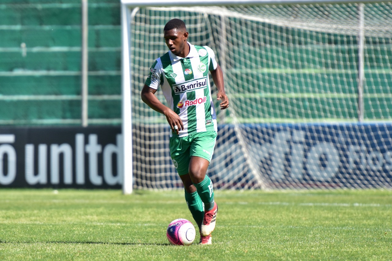 Juventude se prepara para o início da Copa Santiago de futebol Juvenil
