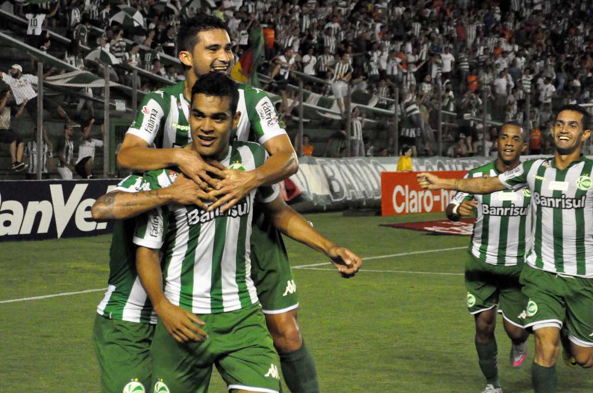 Embalado! Juventude vence o Aimoré com mais dois de Brenner e segue 100%