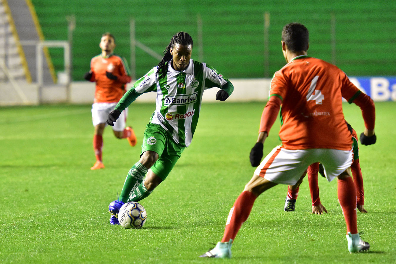 Juventude e Boa Esporte ficam no 0 x 0 no Jaconi