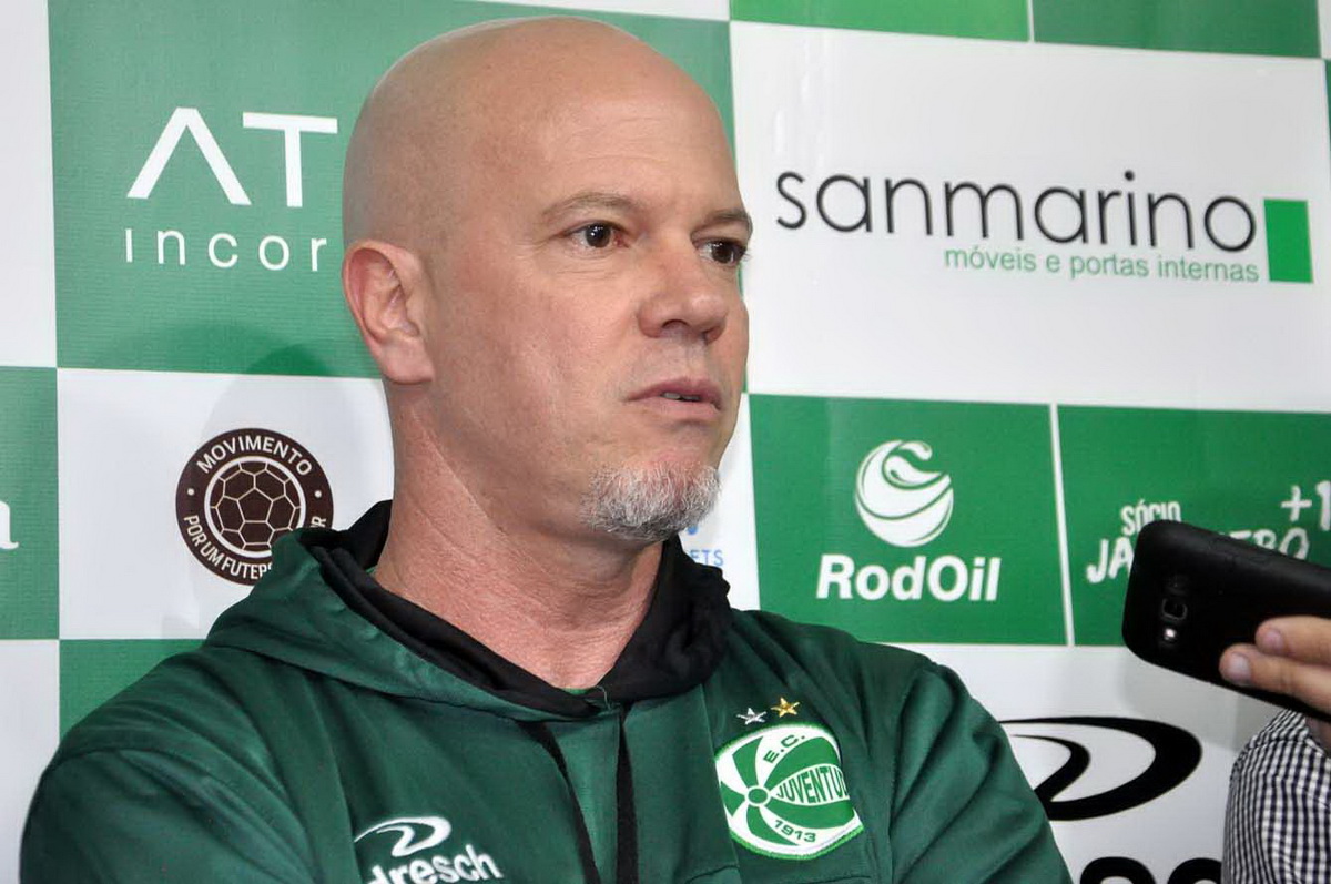 Antônio Carlos Zago é apresentado oficialmente, no Jaconi