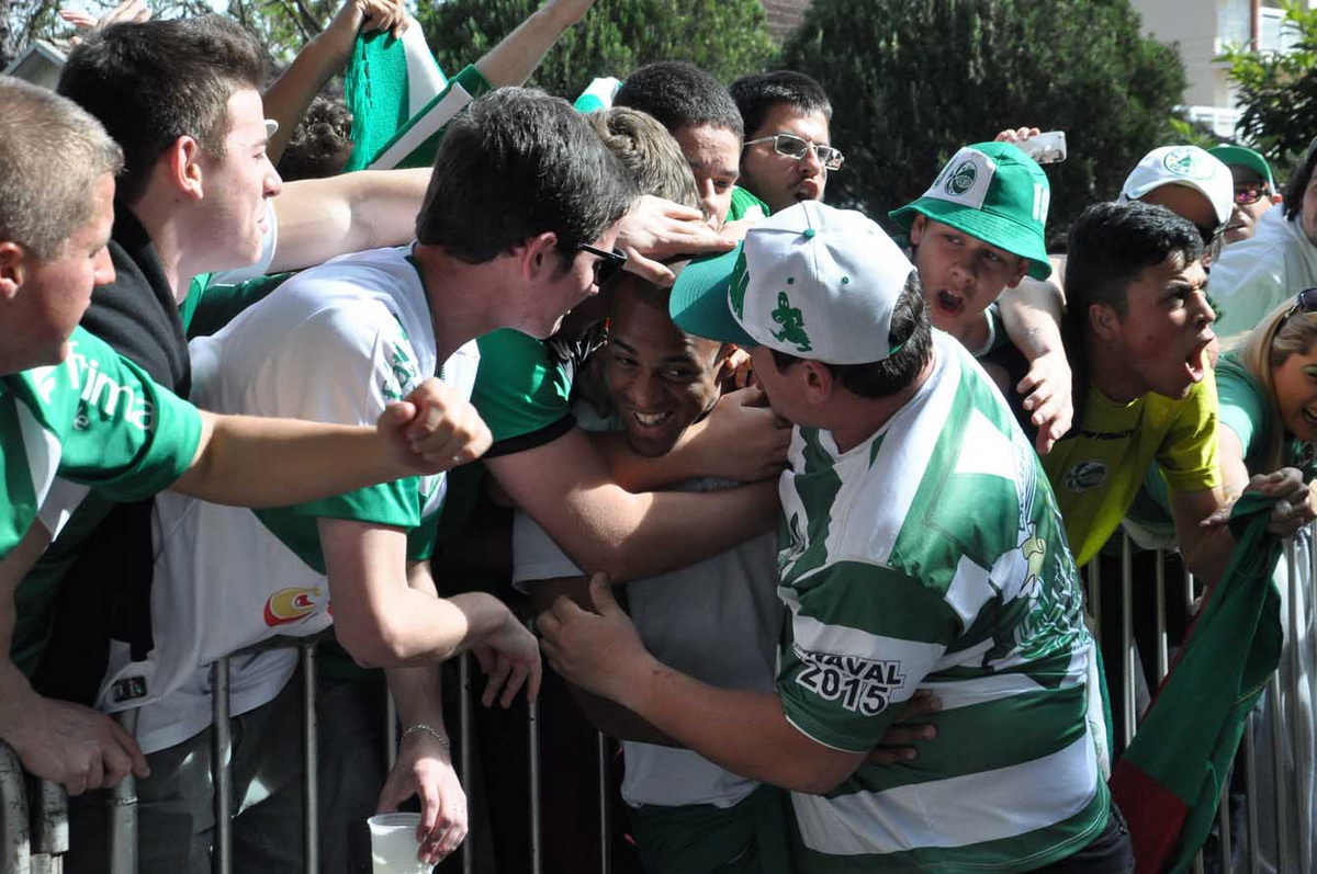 Corredor Jaconero abriu caminho para a vitória alviverde