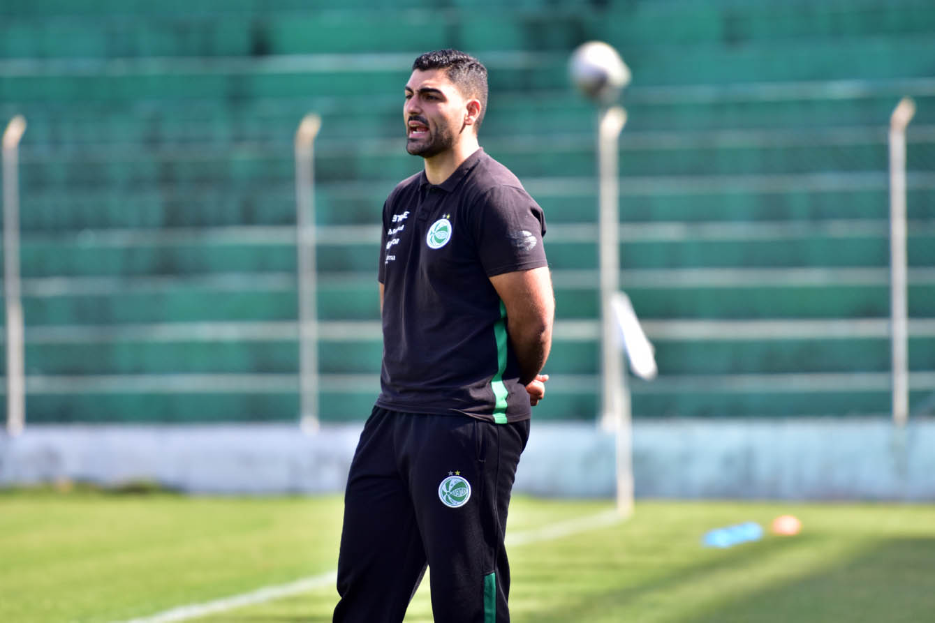 Sub-15 avança na Taça da Amizade, em Roca Sales