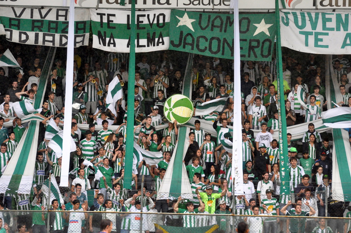 Juventude x São José: serviço de jogo