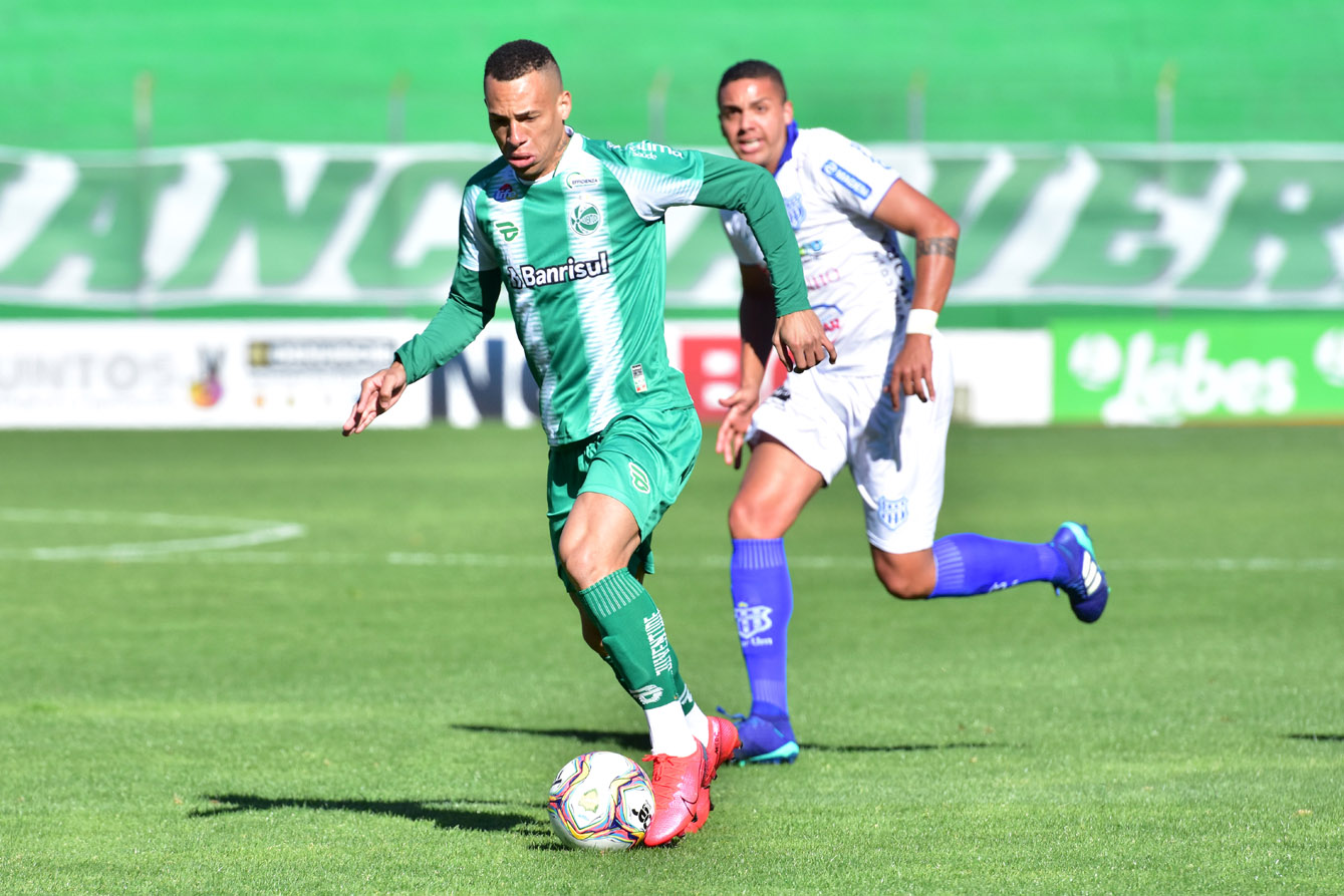 Juventude negocia atacante Breno com o Palmeiras