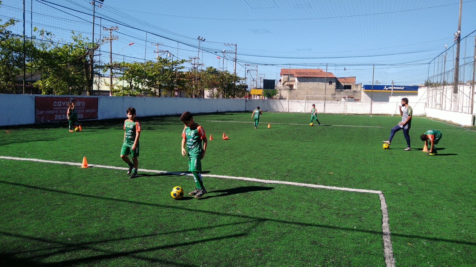 Franquia da Escola de Futebol do Juventude no Rio de Janeiro retoma atividades