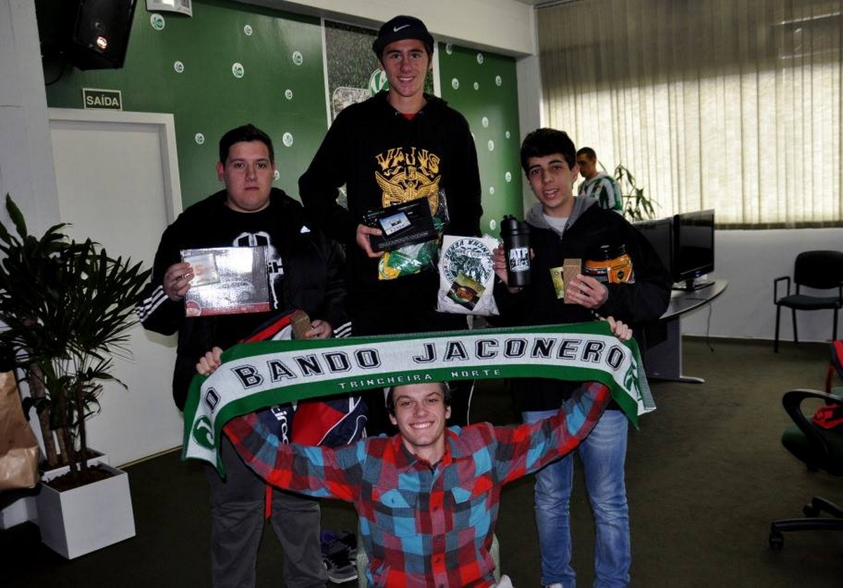 Gabriel Cesa é o campeão da 1ª Copa Jaconize-se de futebol digital