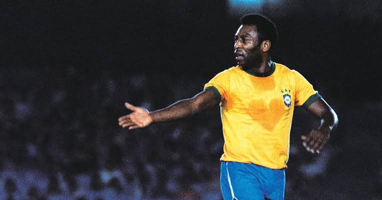 Juventude lamenta o falecimento do Rei Pelé