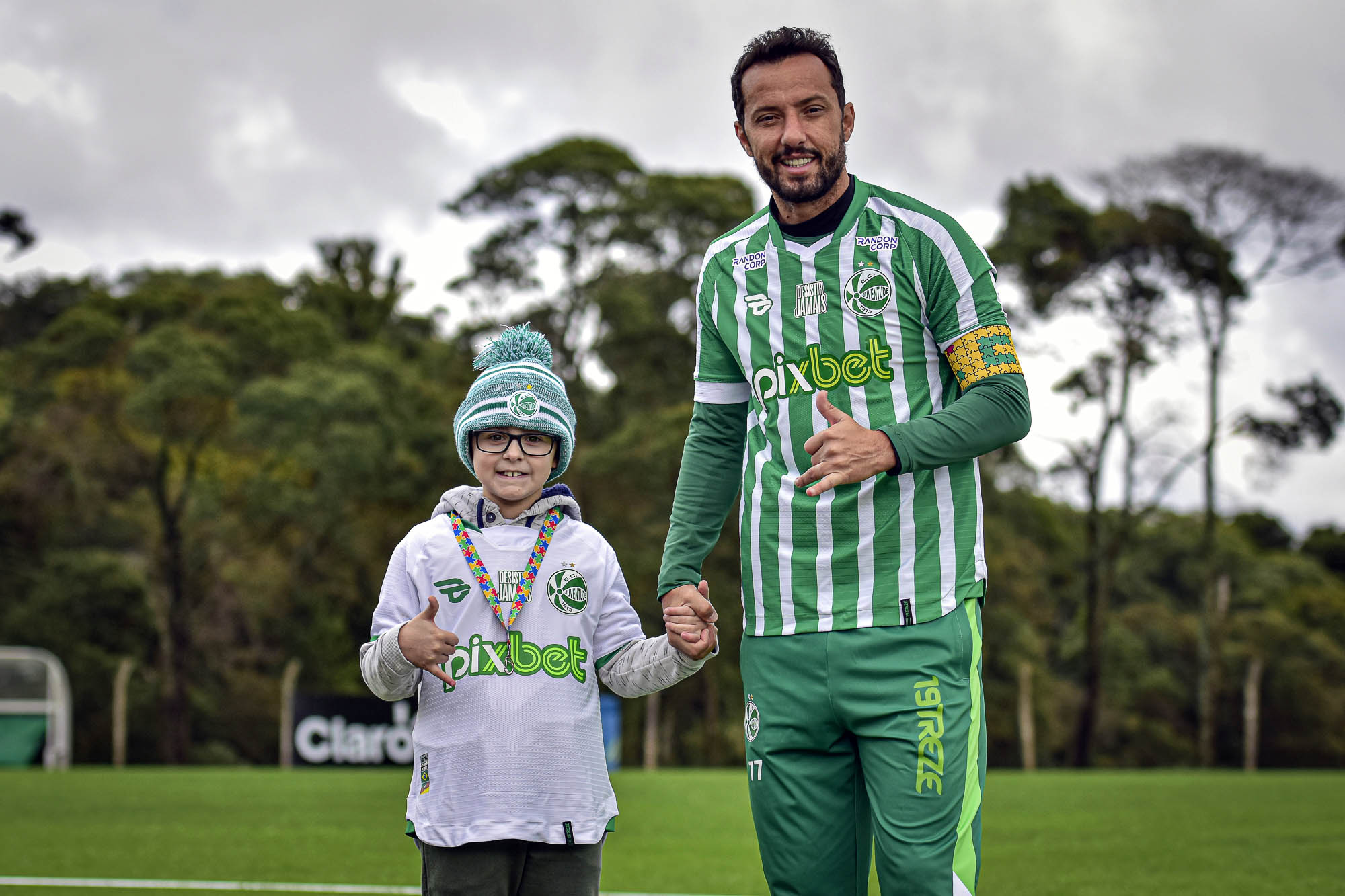 Capitão Nenê utilizará faixa especial de capitão diante do Sport