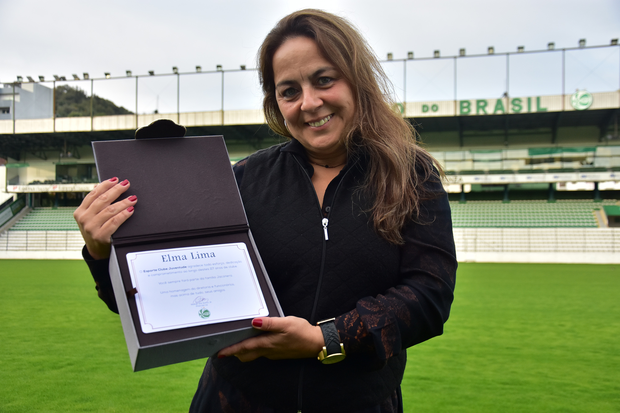 Elma Lima, funcionária mais antiga, se despede do Juventude