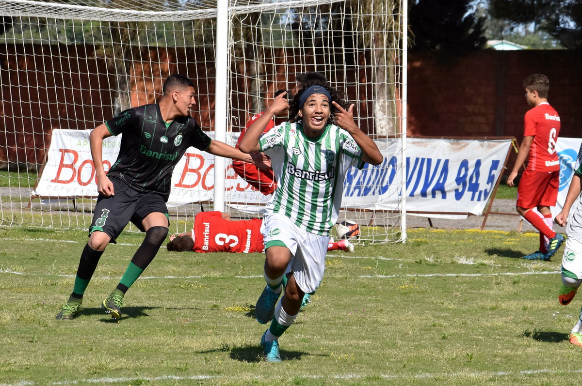 Em excelente tarde, Ju Sub-15 goleia o Inter por 6 x 3