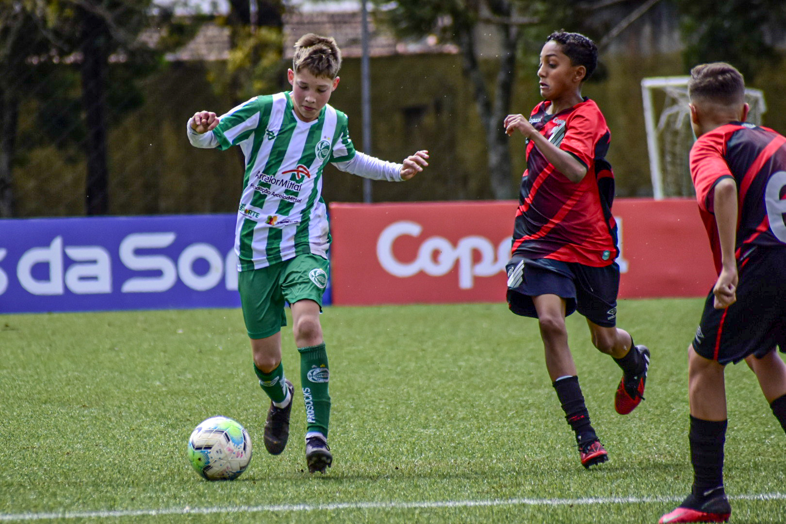 Pelas quartas de final do Sul-Brasileiro, sub-12 e 13 do Ju são superadas pelo Athletico-PR