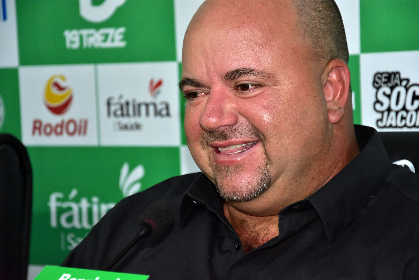Julinho Camargo é o novo técnico do Juventude