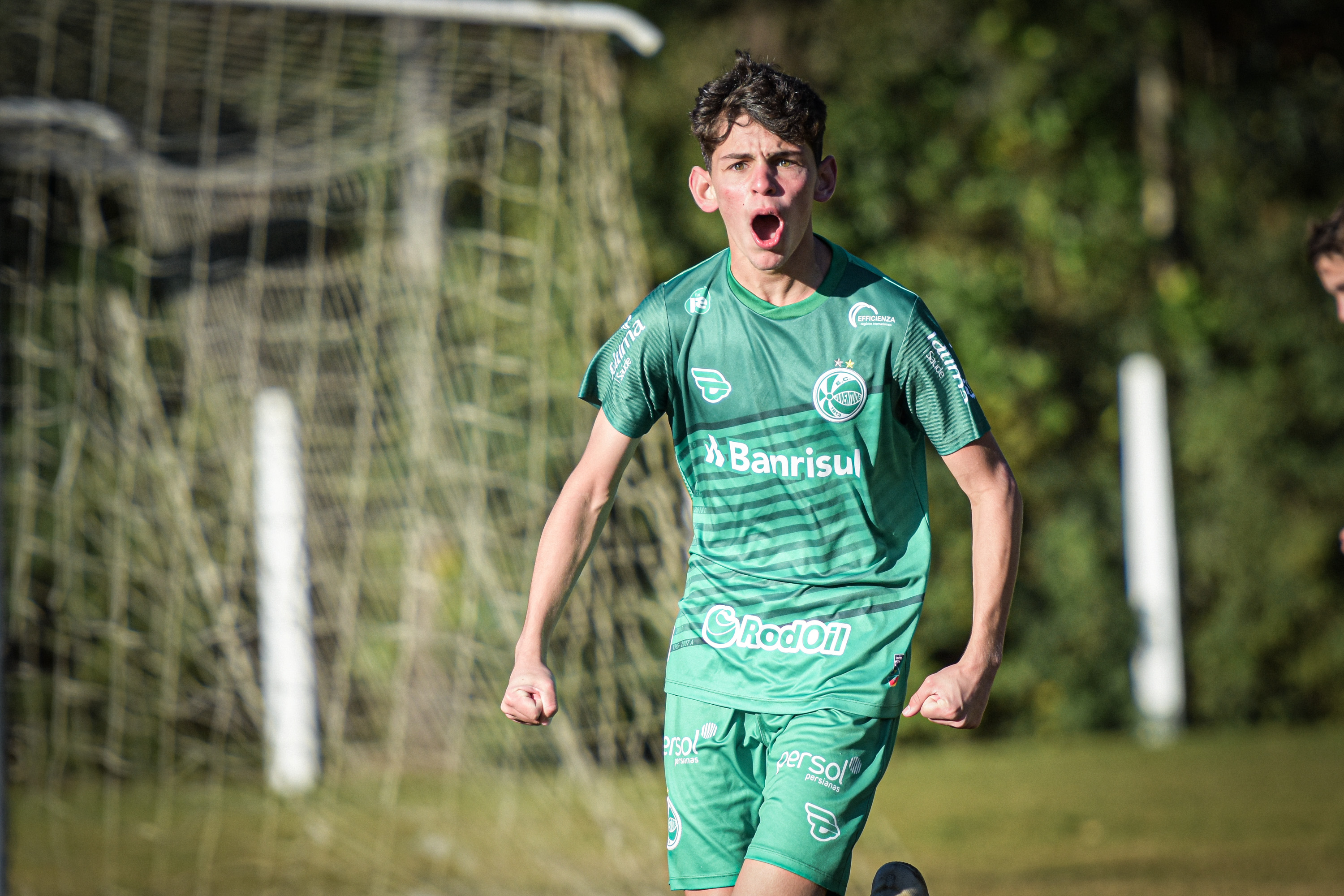 Sub-15 aplica goleada no Gauchão