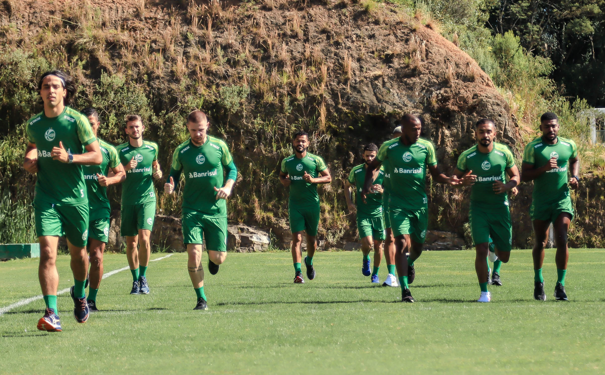 Elenco completo do Juventude se reapresenta para pré-temporada