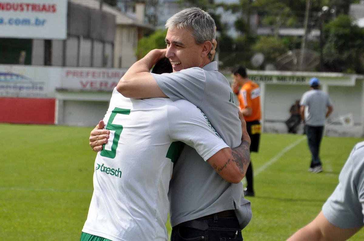 “Estamos preparados”, garante Tiago Nunes, sobre semifinal
