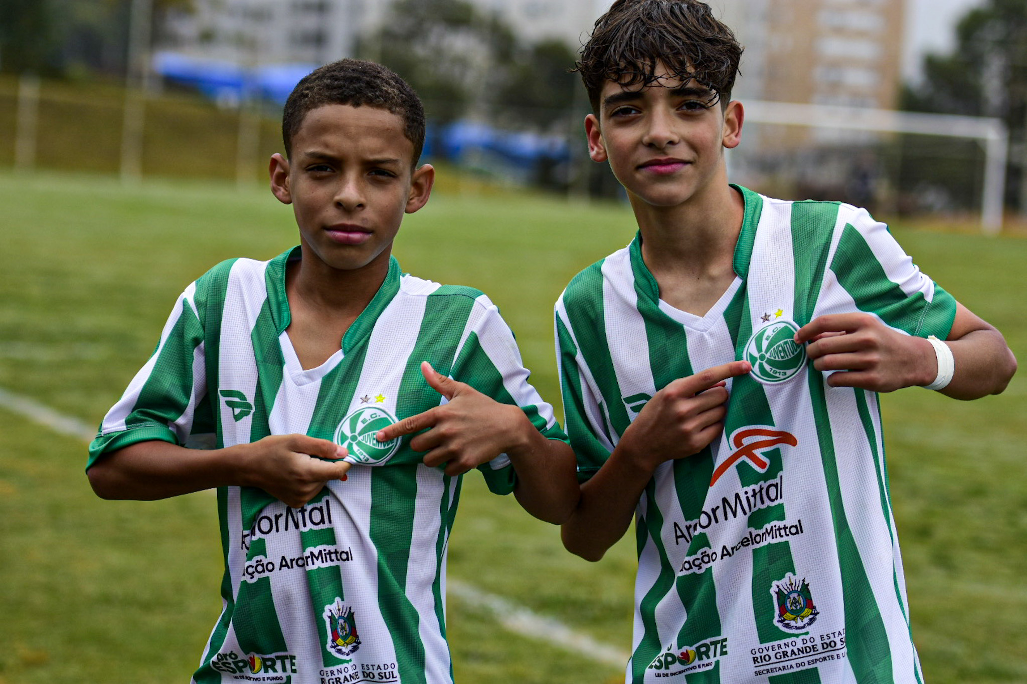 Com o pé direito! Sub-12 e sub-13 do Ju estreiam com goleada no Sul-Brasileiro