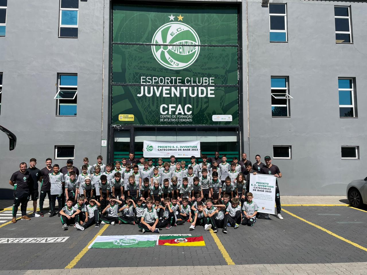 Escola do Juventude embarca rumo à Argentina